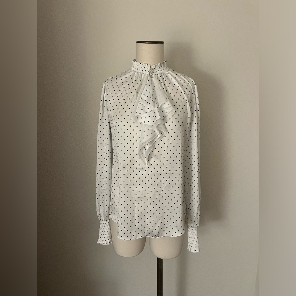 ⭐️White House Black Market High Neck Blouse